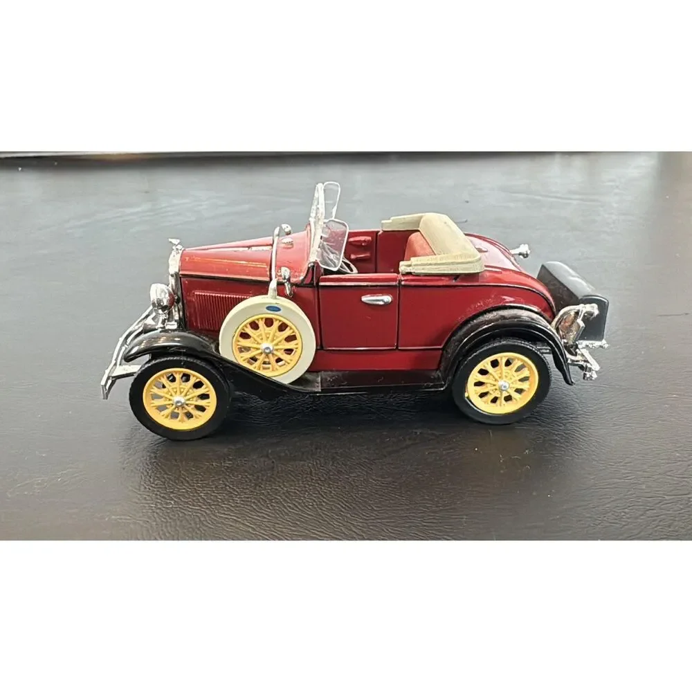 1931 Ford Model A 1:32 Scale Diecast National  Motor Museum Burgundy